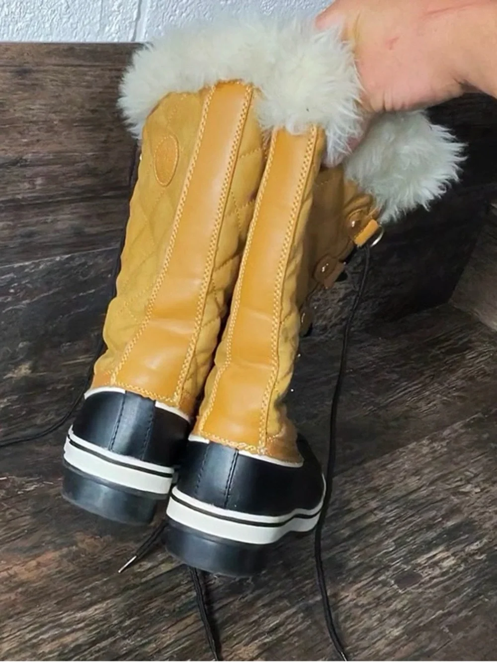 Women's Yellow and Black Faux-Fur Insulated Winter Lace-Up Boots